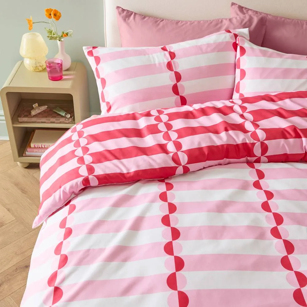 Duvet Day Lottie Reversible Soft Touch Duvet Cover Set in Pink