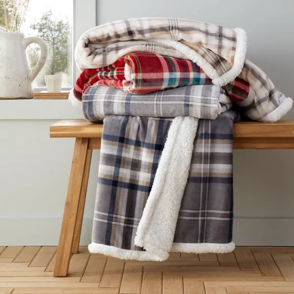 Catherine Lansfield Kelso Check Throw Blanket 130cm x 170cm 5