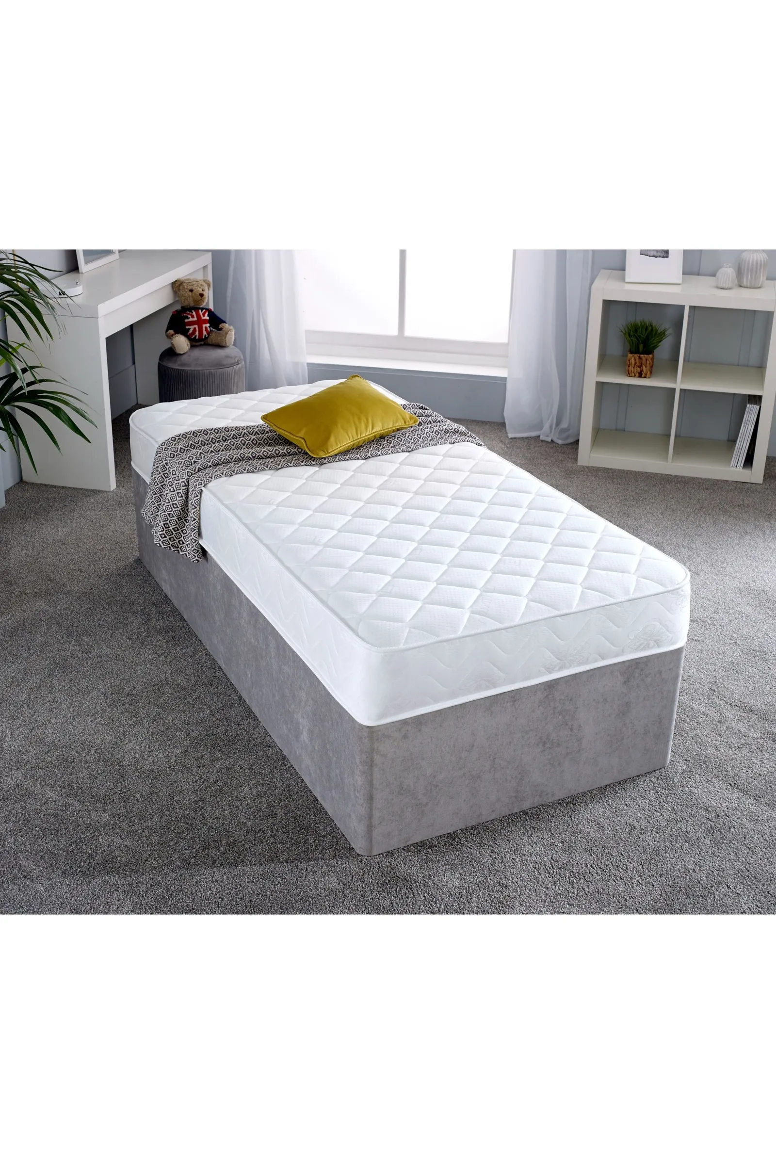 eXtreme Comfort Ltd Extreme Comfort The Darcy Diamond Cooltouch Micro Quilted Conventional Spring Mattress in White 2