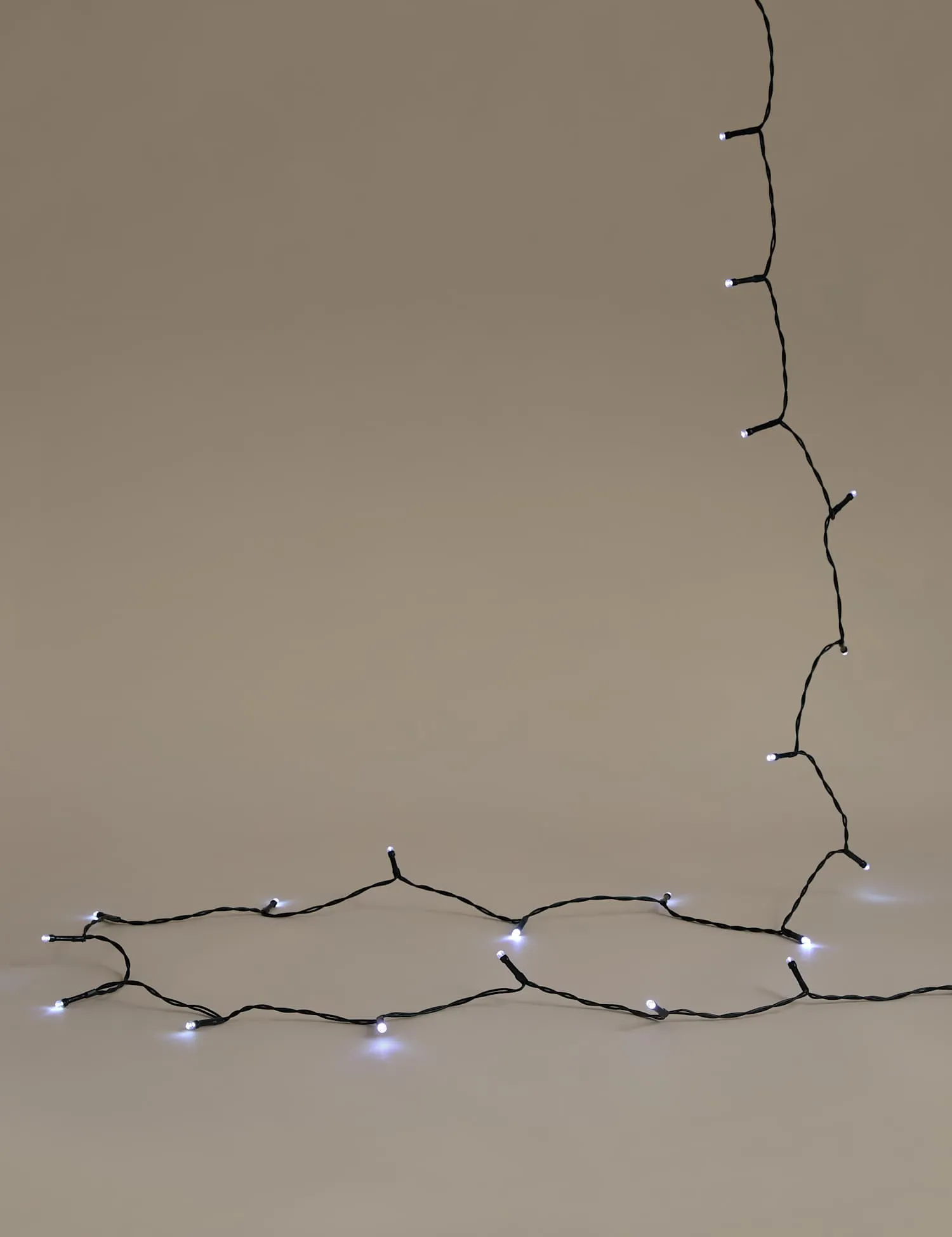 M&S 100 Bright White LED Battery Lights White