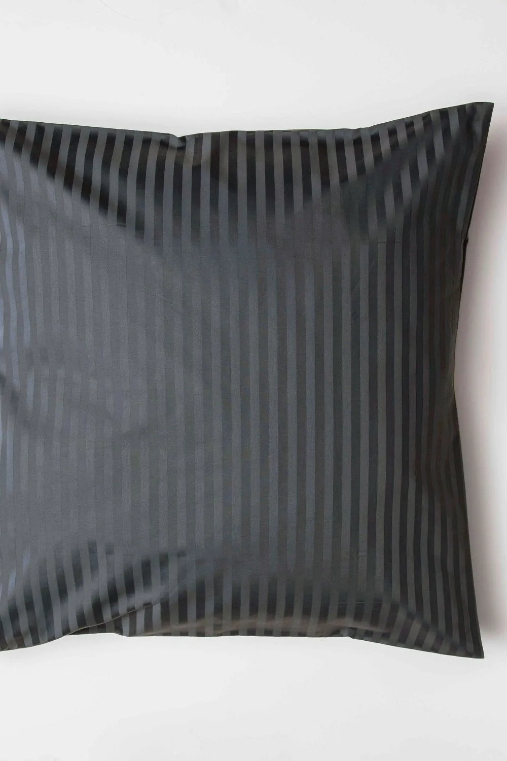 Belledorm Hotel Suite Satin Stripe 540 Thread Count Continental Pillowcase in Charcoal