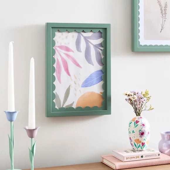 Remi Scalloped Photo Frame 1