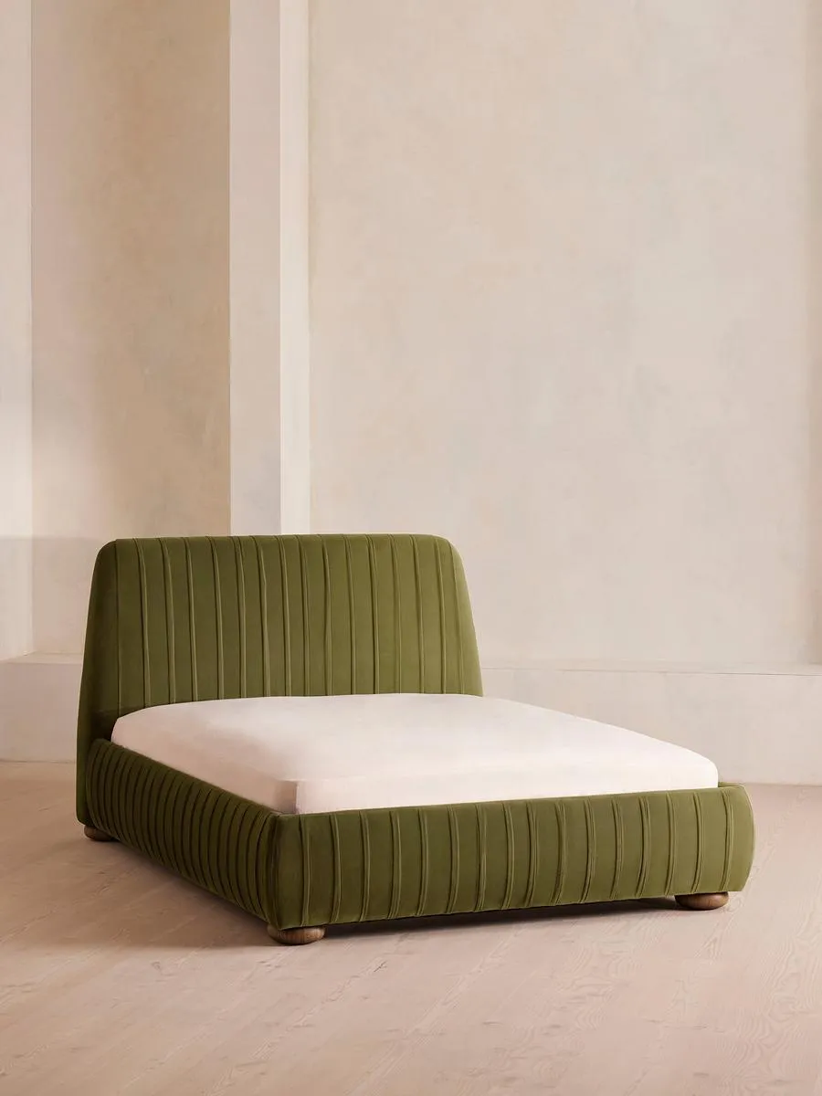 Vivienne Bed, King, Velvet, Olive