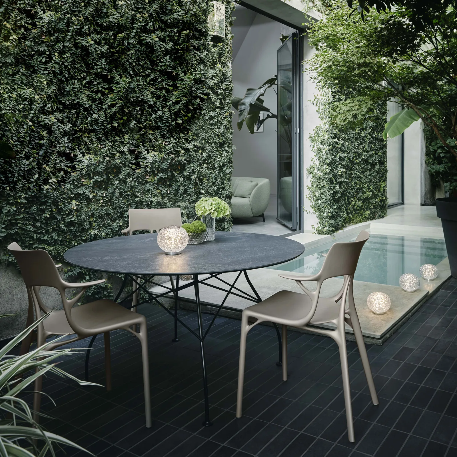 Kartell Glossy 128Cm Round Dining Table, Round, Black Stone | Barker & Stonehouse 1