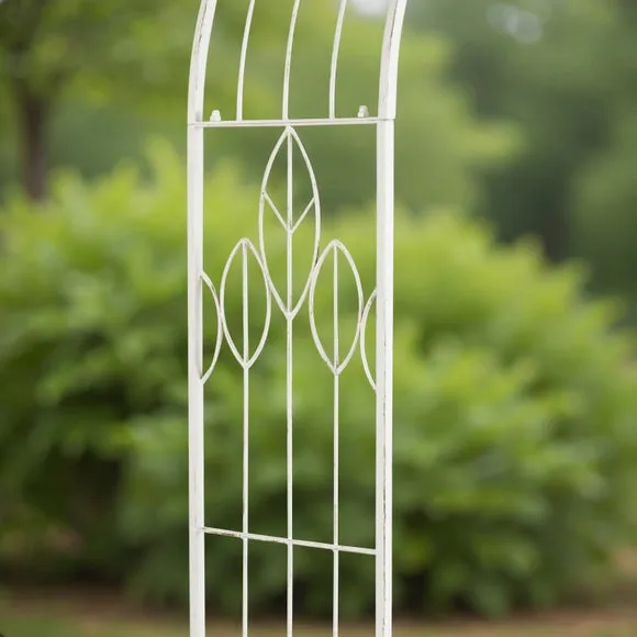 Rustic Leaf Metal Arch 2