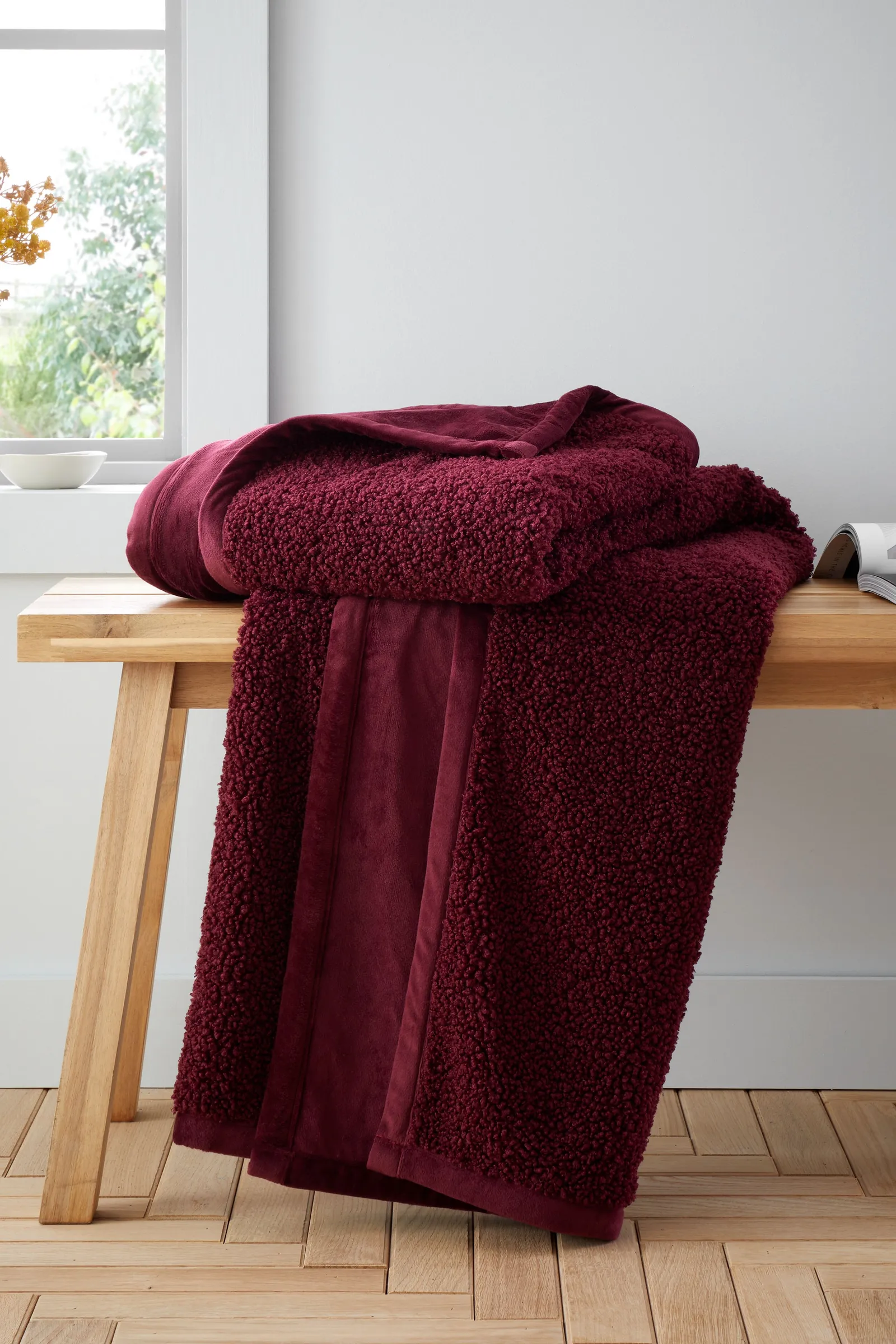 Catherine Lansfield 'So Soft Velvet Boucle' Blanket Throw in Red