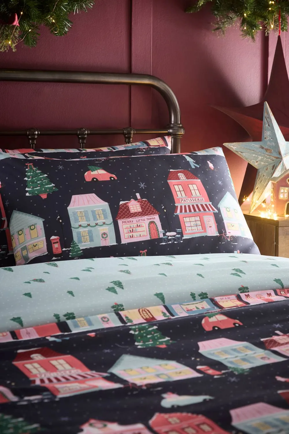 Fusion 'Christmas Houses' Easy Care Festive Duvet Cover Set in Navy 2