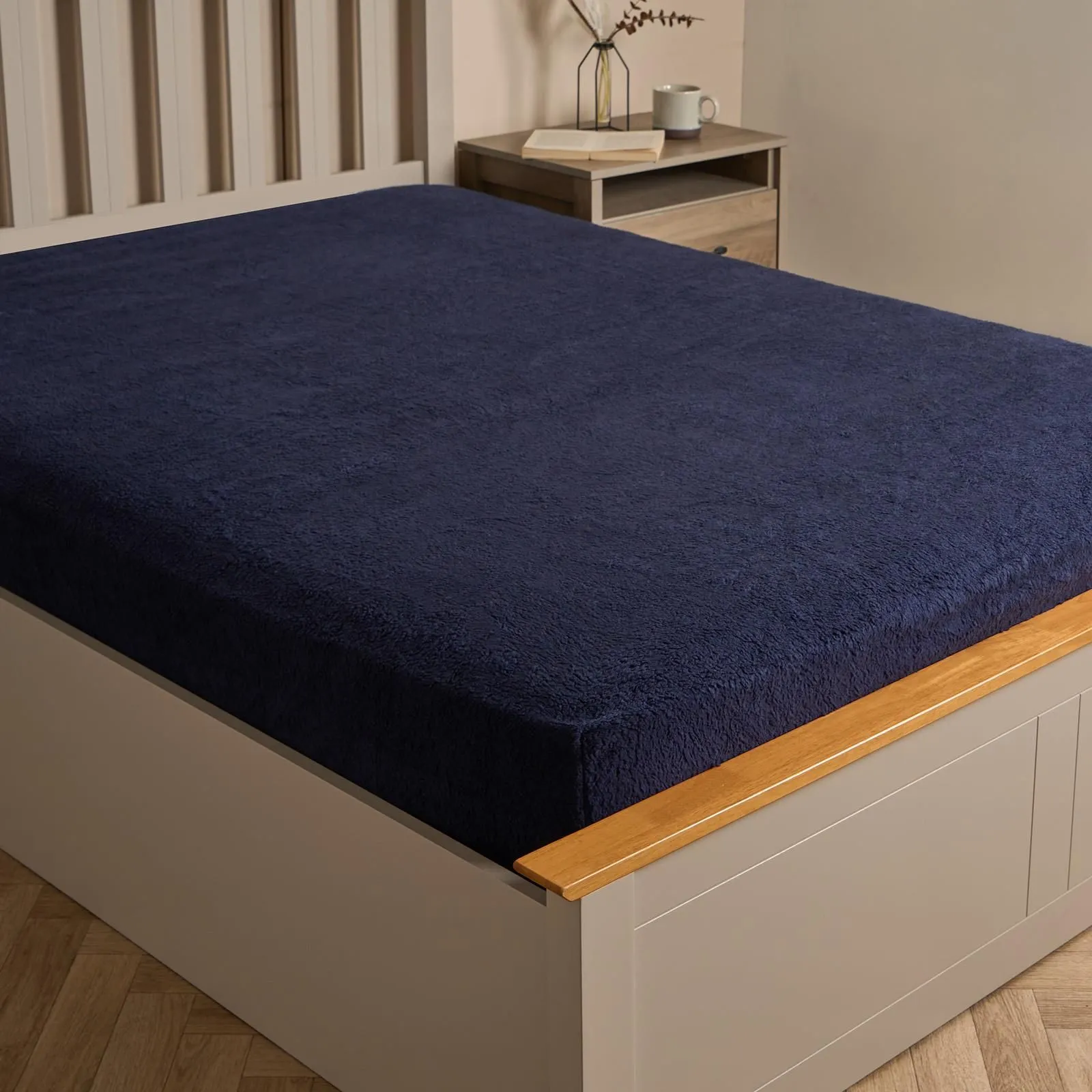 OHS Teddy Fleece Thermal Fitted Bed Sheet in Dark Navy | Size: Single Fitted