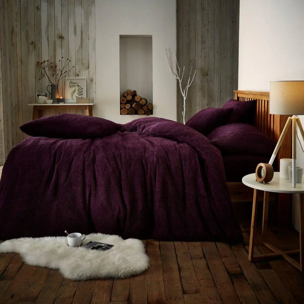 Smart Living Luxury Teddy Plain Duvet Cover & Pillowcase Set in Aubergine