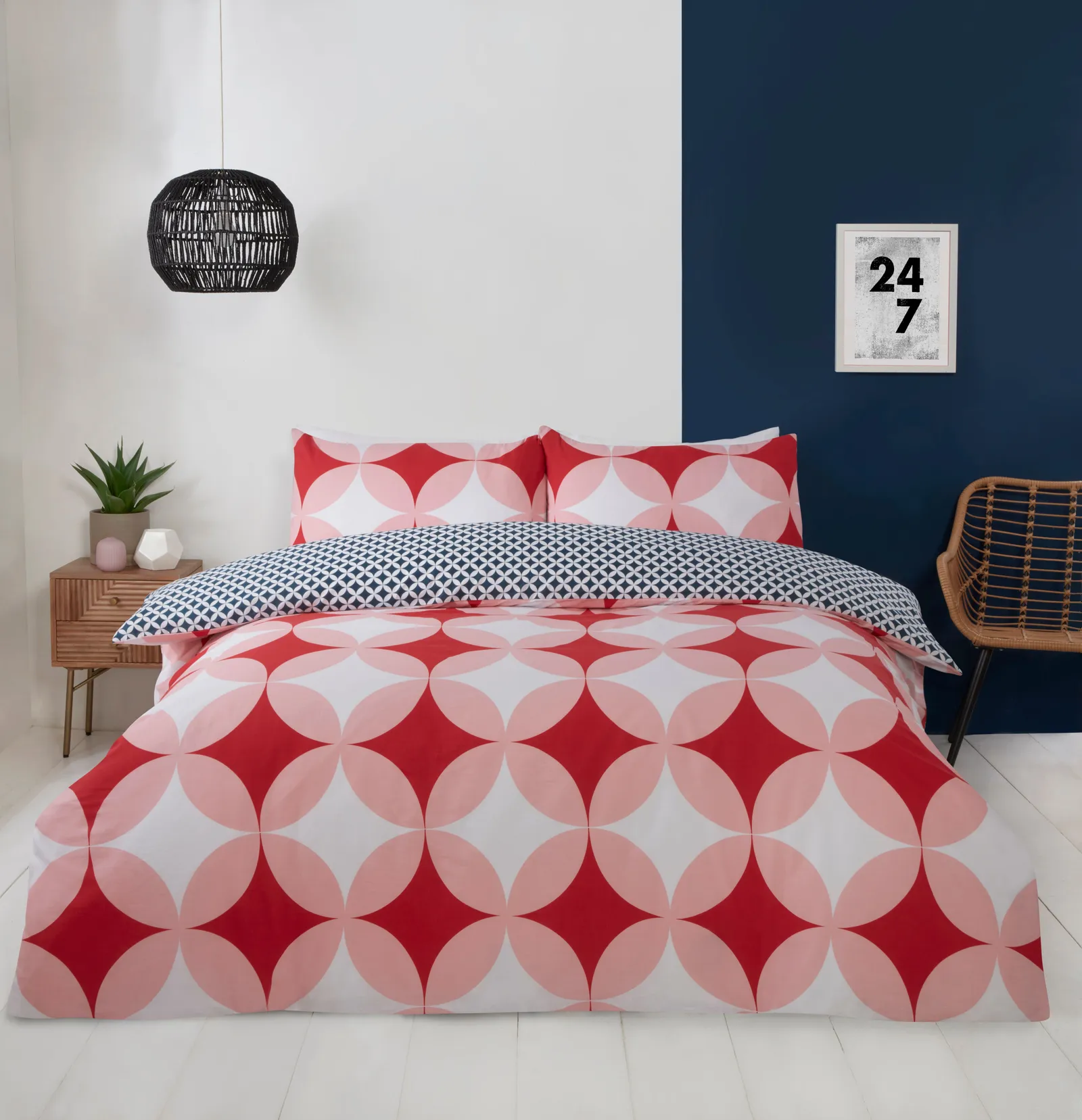 Rapport Home Geo Polycotton Duvet Cover Set With Pillowcase in Red