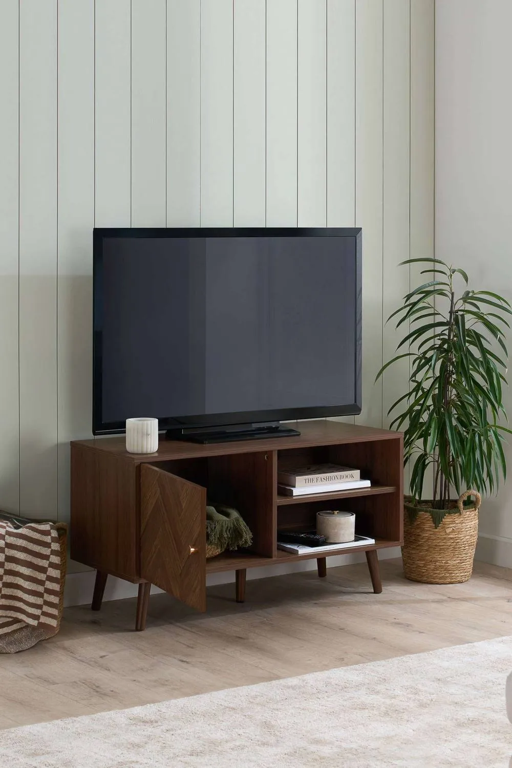 Birlea Herringford Small TV Unit Entertainment Stand Walnut Parquet Design in Brown 2
