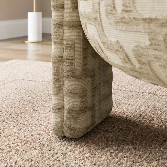 Hailey Chunky Aztec Chenille Accent Chair 5