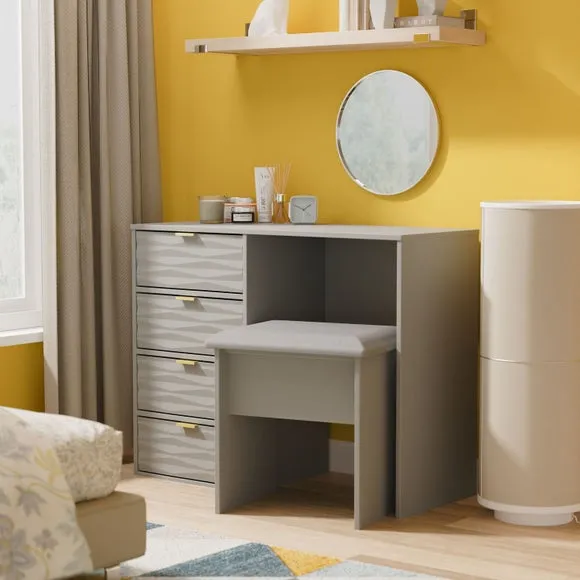 Tuxford 4 Drawer Desk 1