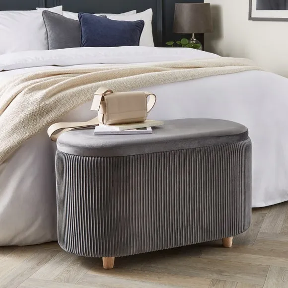 Florence Velvet Ottoman 2