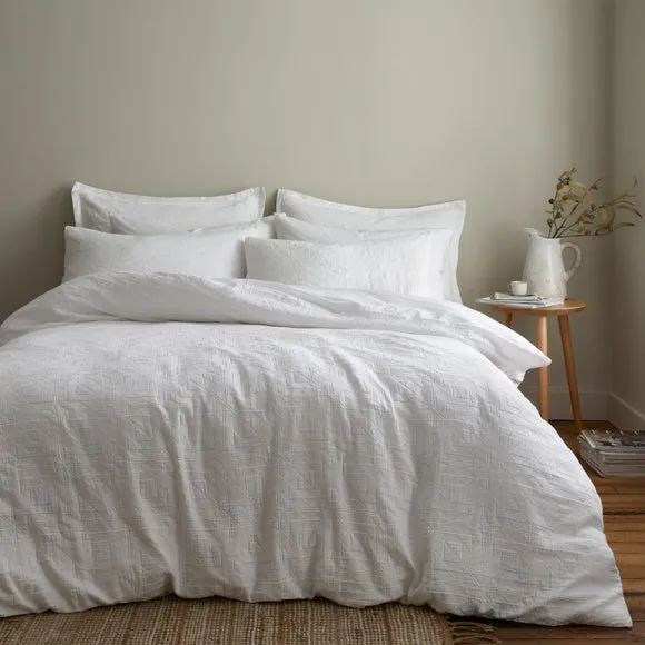 Geo Matalasse Jacquard 100% Cotton Duvet Cover & Pillowcase Set 1