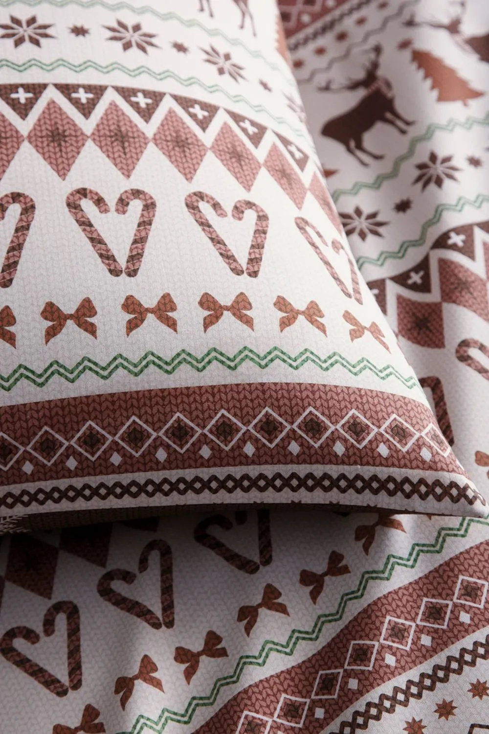 Fusion 'Christmas Fairisle' Easy Care Duvet Cover Set in Natural 3