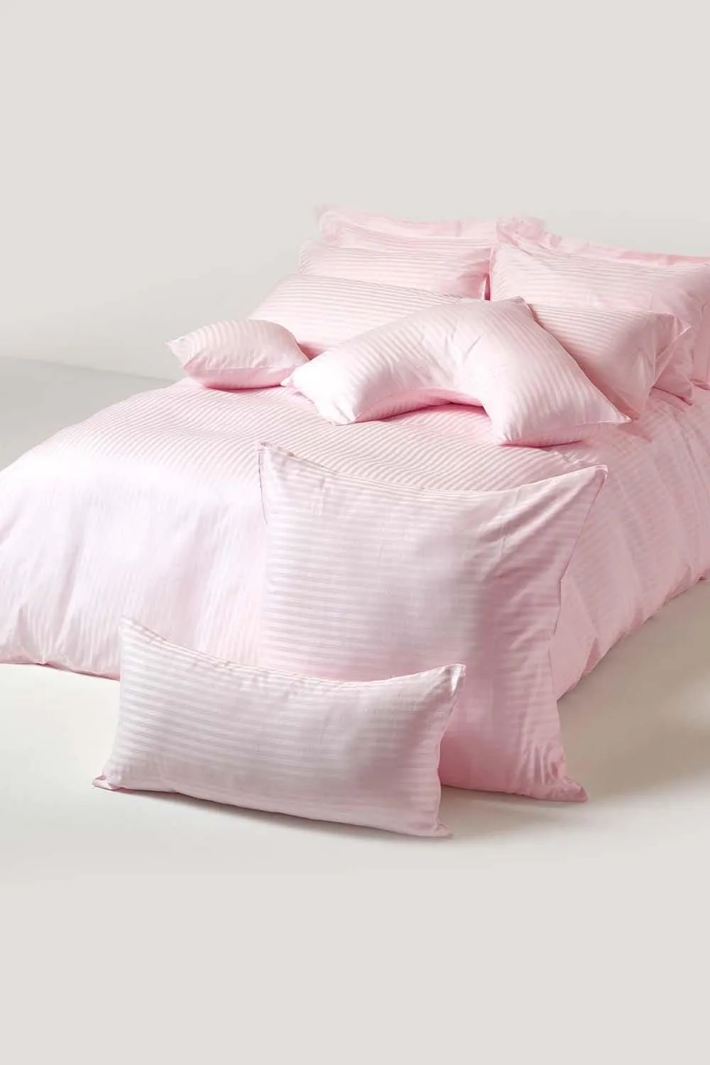 Homescapes Egyptian Cotton Ultrasoft Body Pillowcase 330 TC in Pink 5