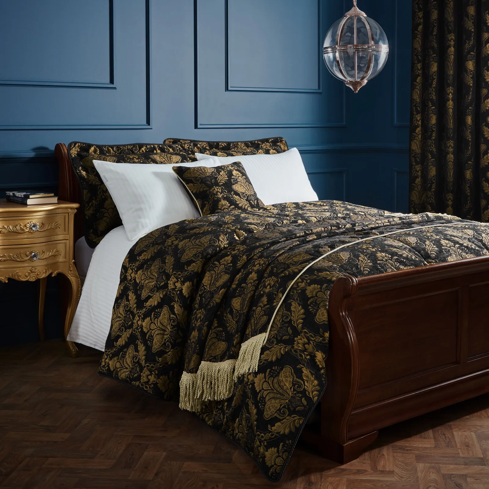 Paoletti Shiraz Jacquard Chenille Bedspread in Black