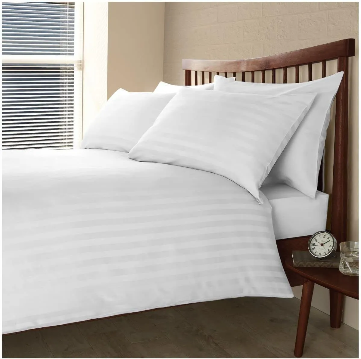 GAVENO CAVAILIA 200 Thread Count Satin Stripe Duvet Set in White