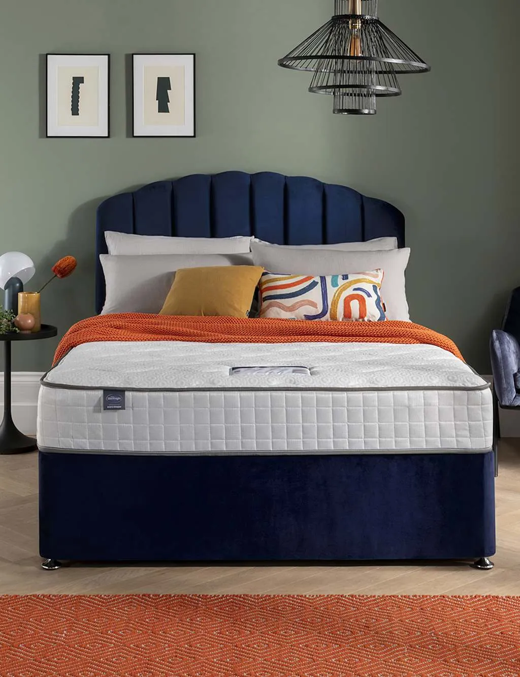 Silentnight 800 Memory Foam Pocket Spring Medium Mattress White