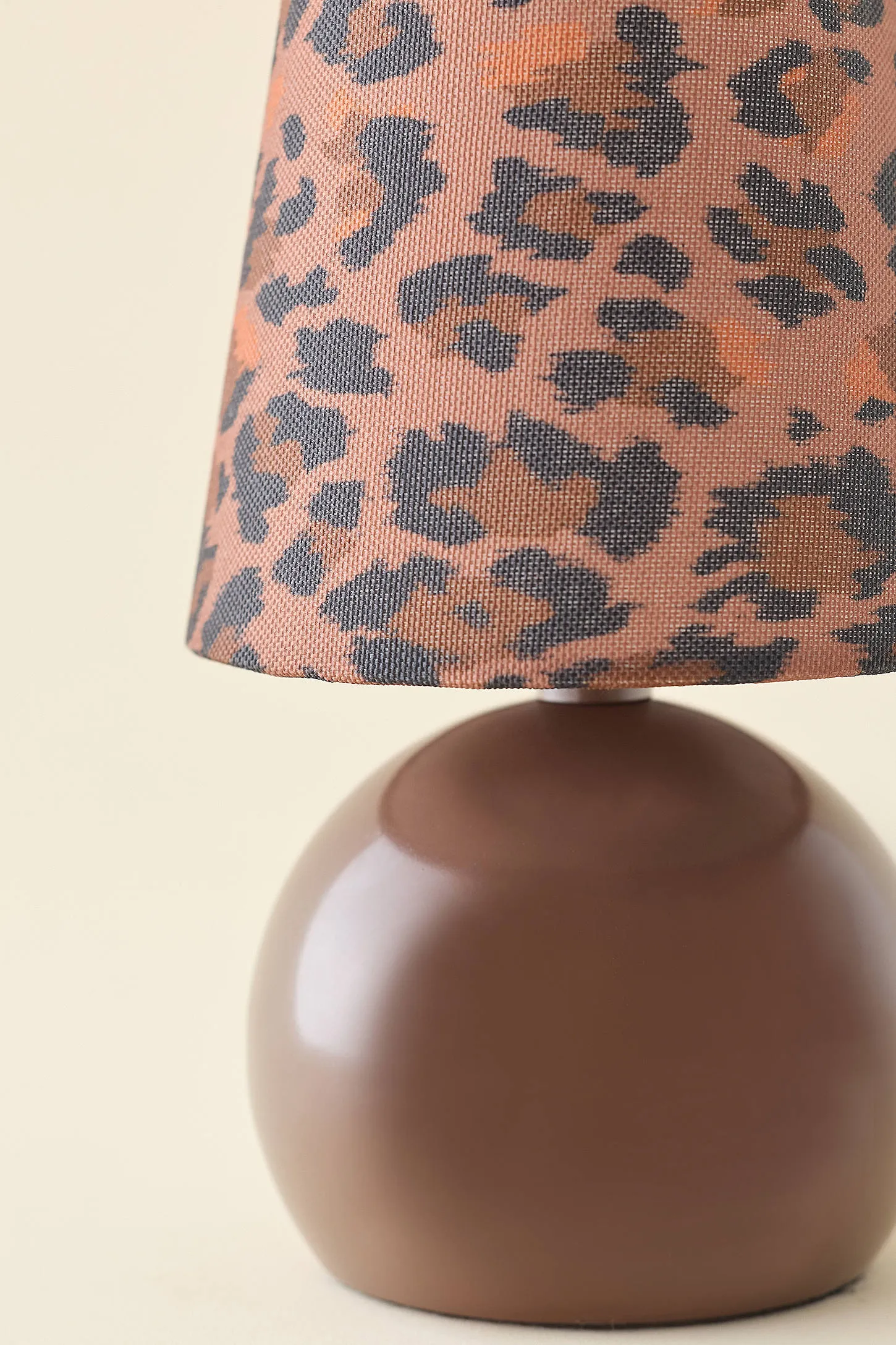 Kodhi Leopard Table Lamp - Brown 3