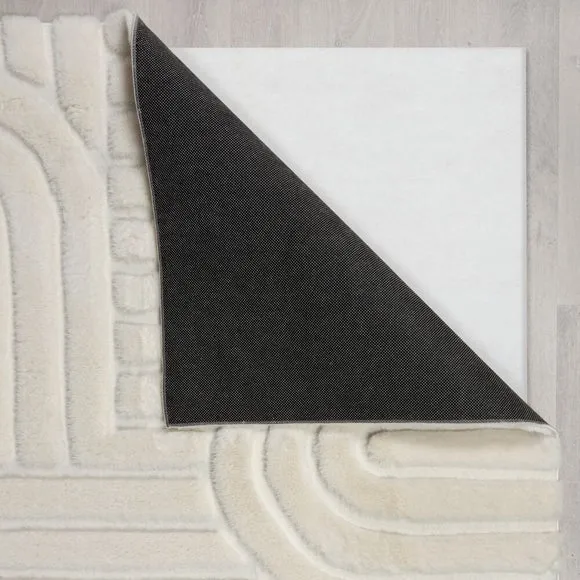Supersoft Lush Geometric Faux Fur Arch Rug 3