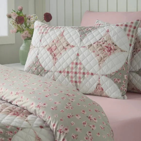 Catherine Lansfield Pinsonic Patchwork Duvet Cover & Pillowcase Set 4
