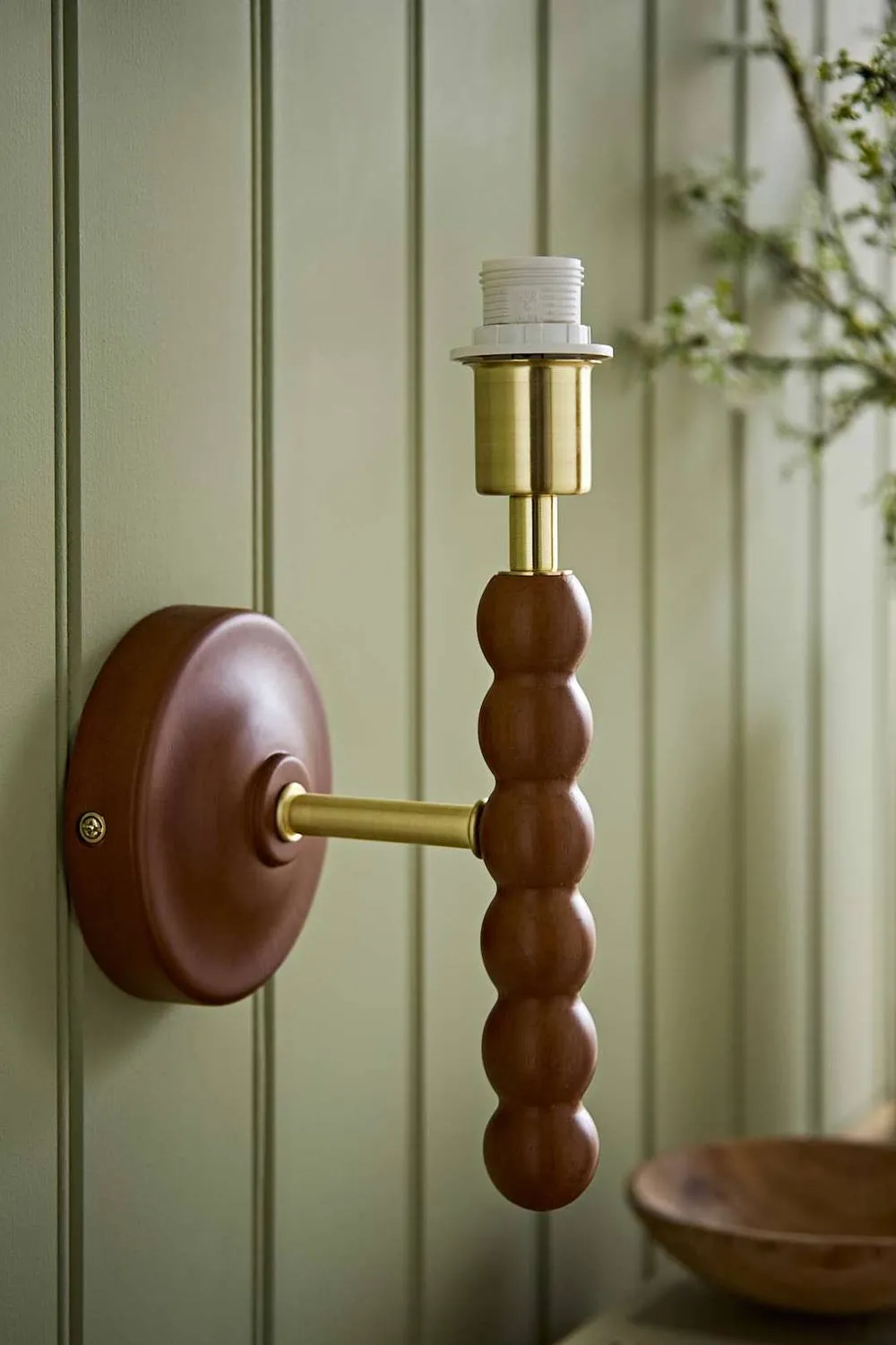 ValueLights Bobbins Wooden Bobble Wall Light Lamp Base in Walnut 1