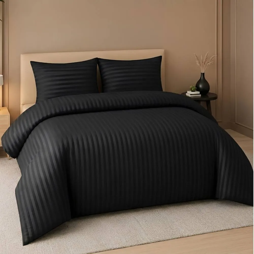 Pamposh Satin Stripes Duvet Cover Set Reversible Bedding Sets in Black