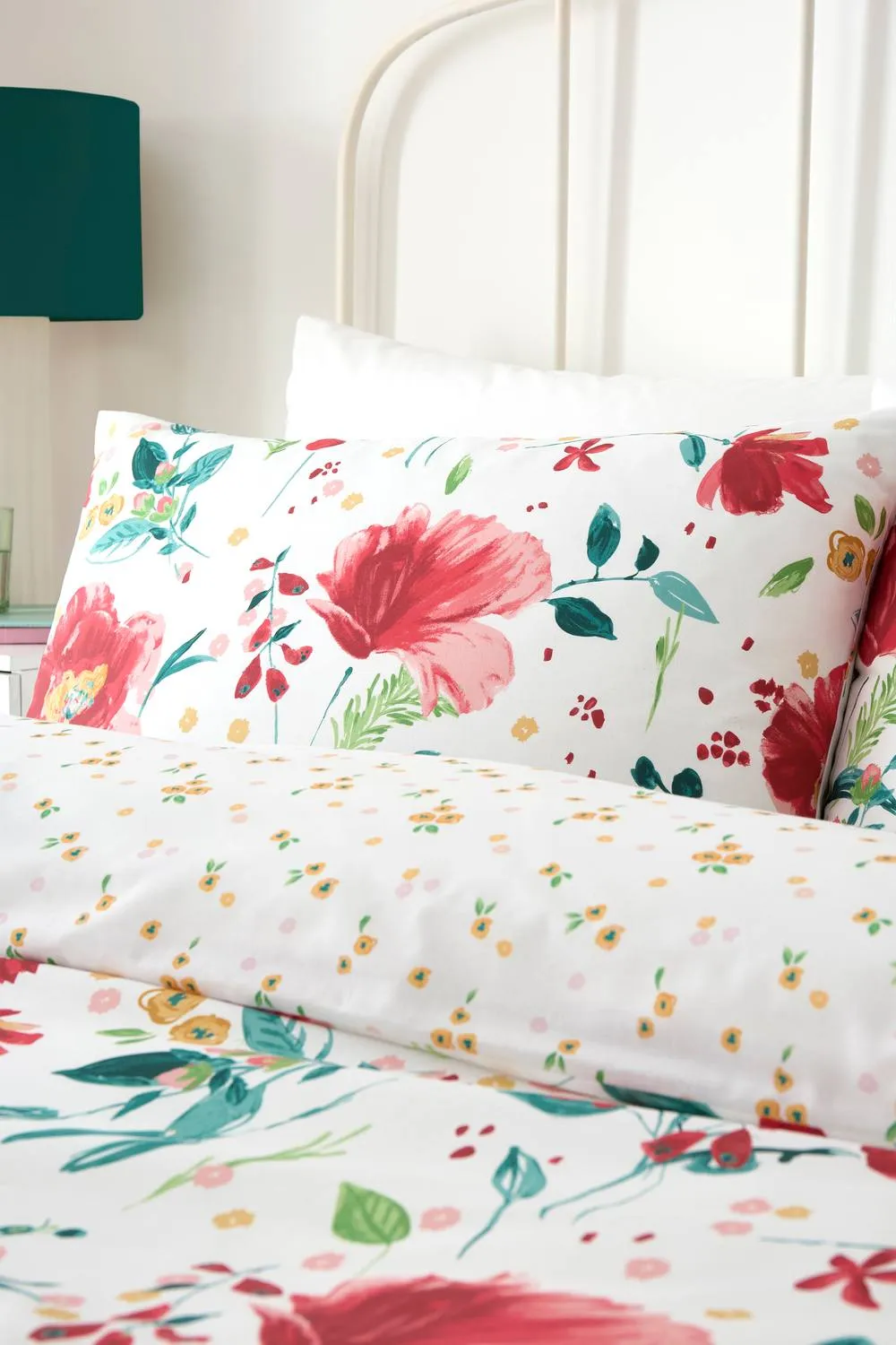 Dreams & Drapes 'Abstract Poppy' Easy Care Duvet Cover Set 2