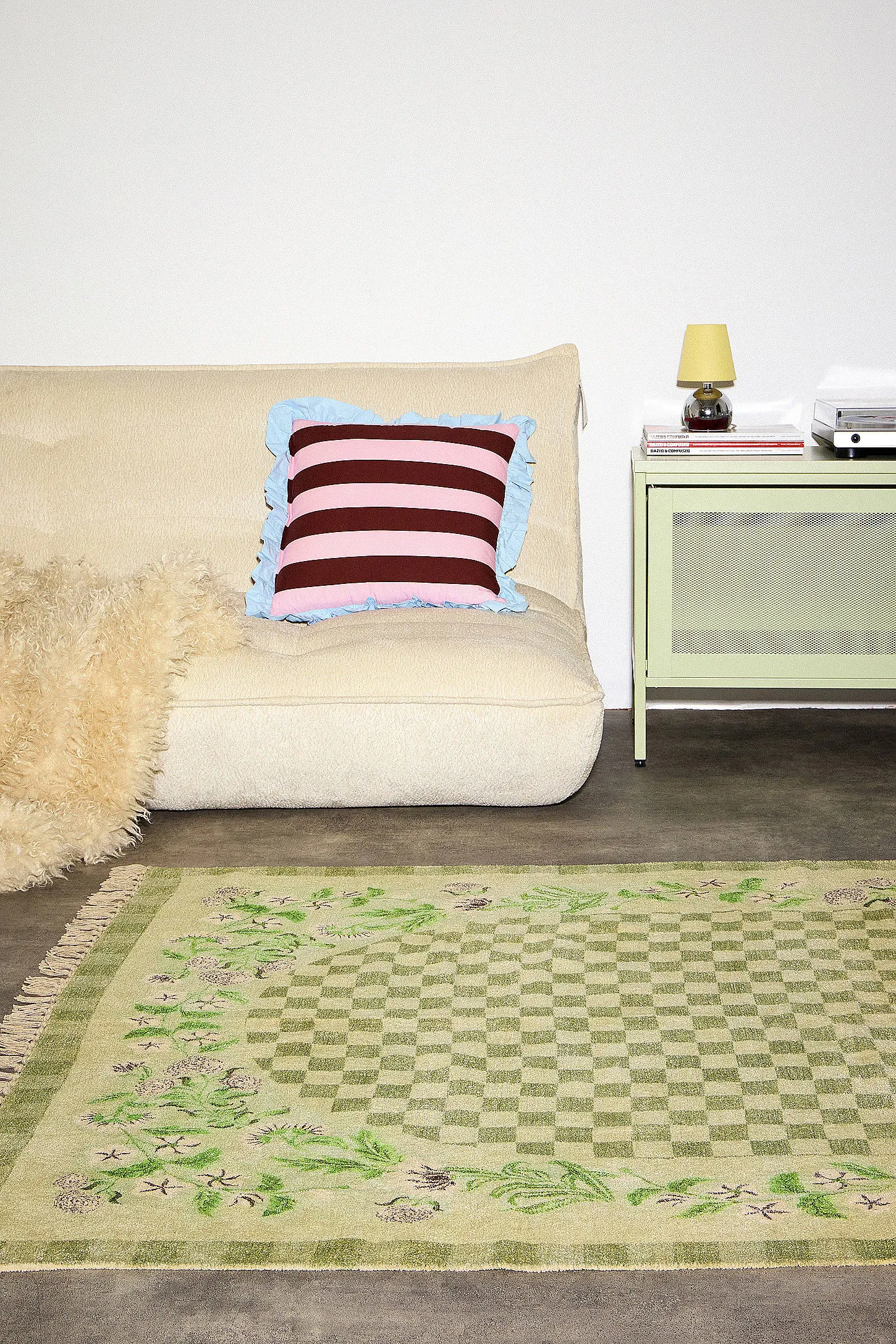 Devora Floral 5x7ft / 150x210cm Rug - Light Green 2