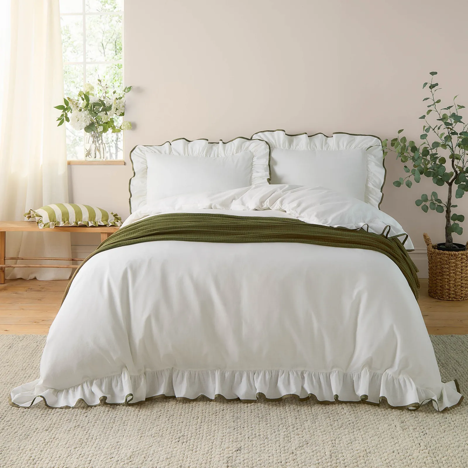 Wylder Blousey Ruffle 100% Cotton Duvet Cover Set in Olive
