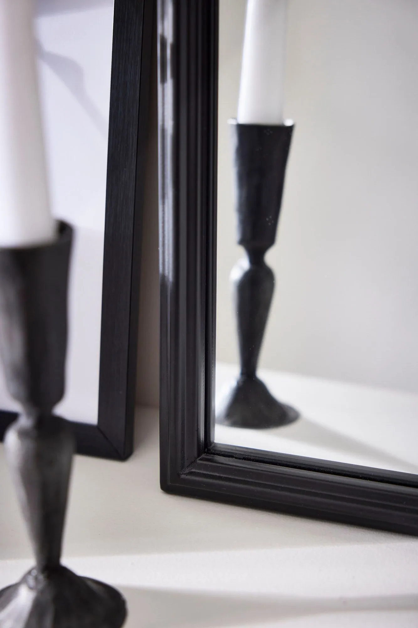 Dibor Large Black Arched Mirror Bathroom Wall Framed Mirror 80 x 60cm 2