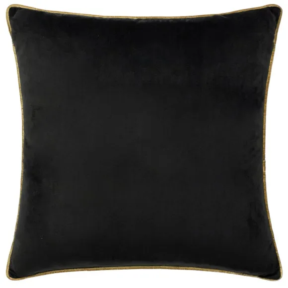 Furn. Square Cushion 3