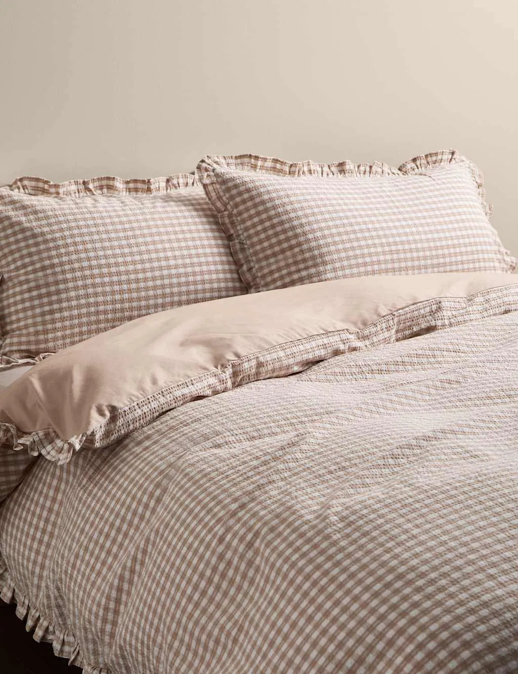M&S Pure Cotton Gingham Ruffle Bedding Set Natural