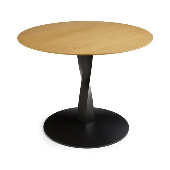 Arlette 4 Seater Round Dining Table, Solid Oak and Oak Veneer 5