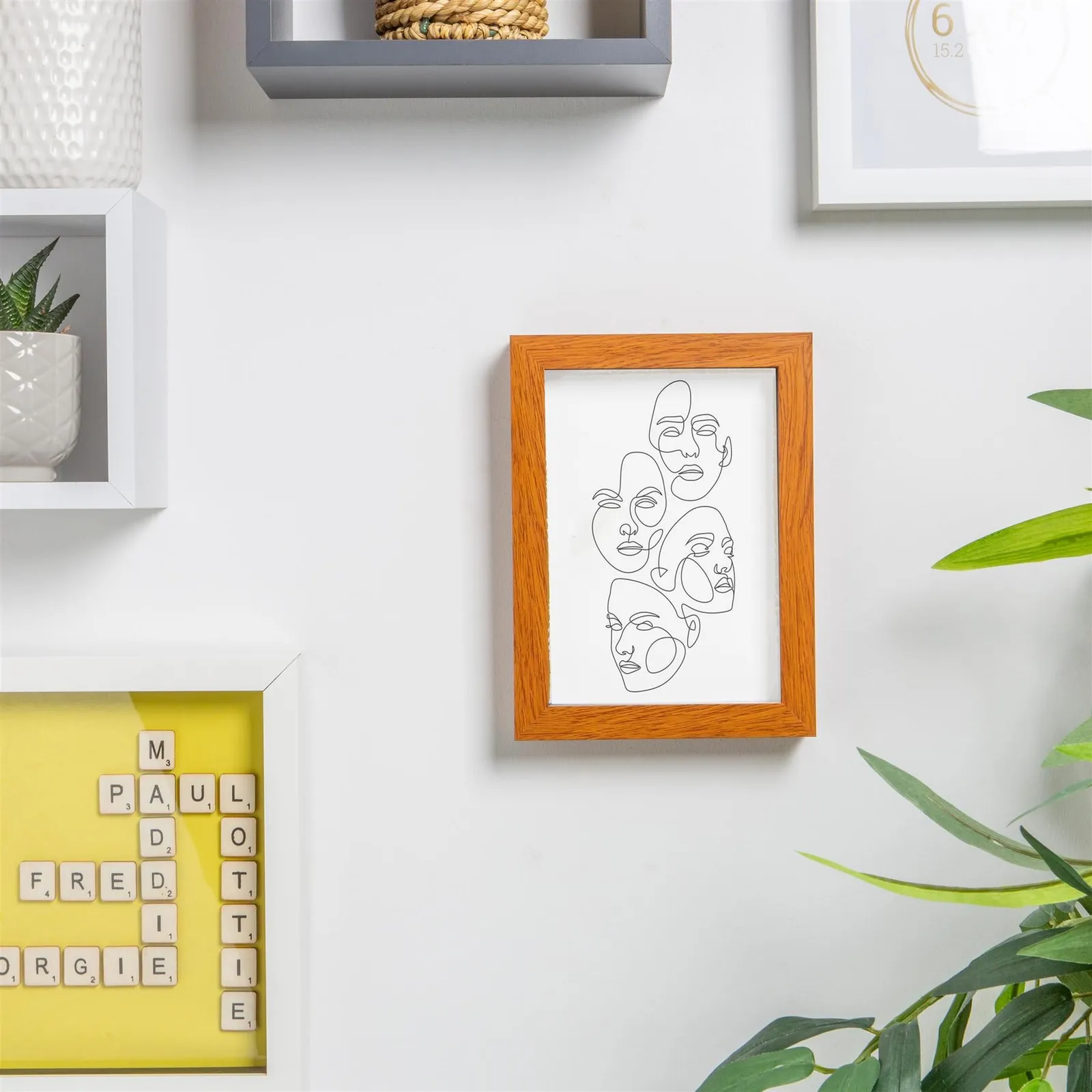 Nicola Spring 3D Box Photo Frame - 5 x 7" in Dark Brown 5