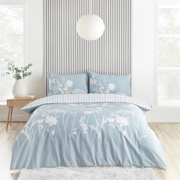 Catherine Lansfield Meadow Sweet Floral Reversible Duvet Cover and Pillowcase Set 1