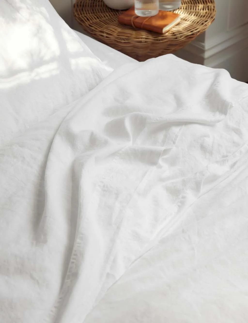 Piglet In Bed Linen Rich Flat Sheet White