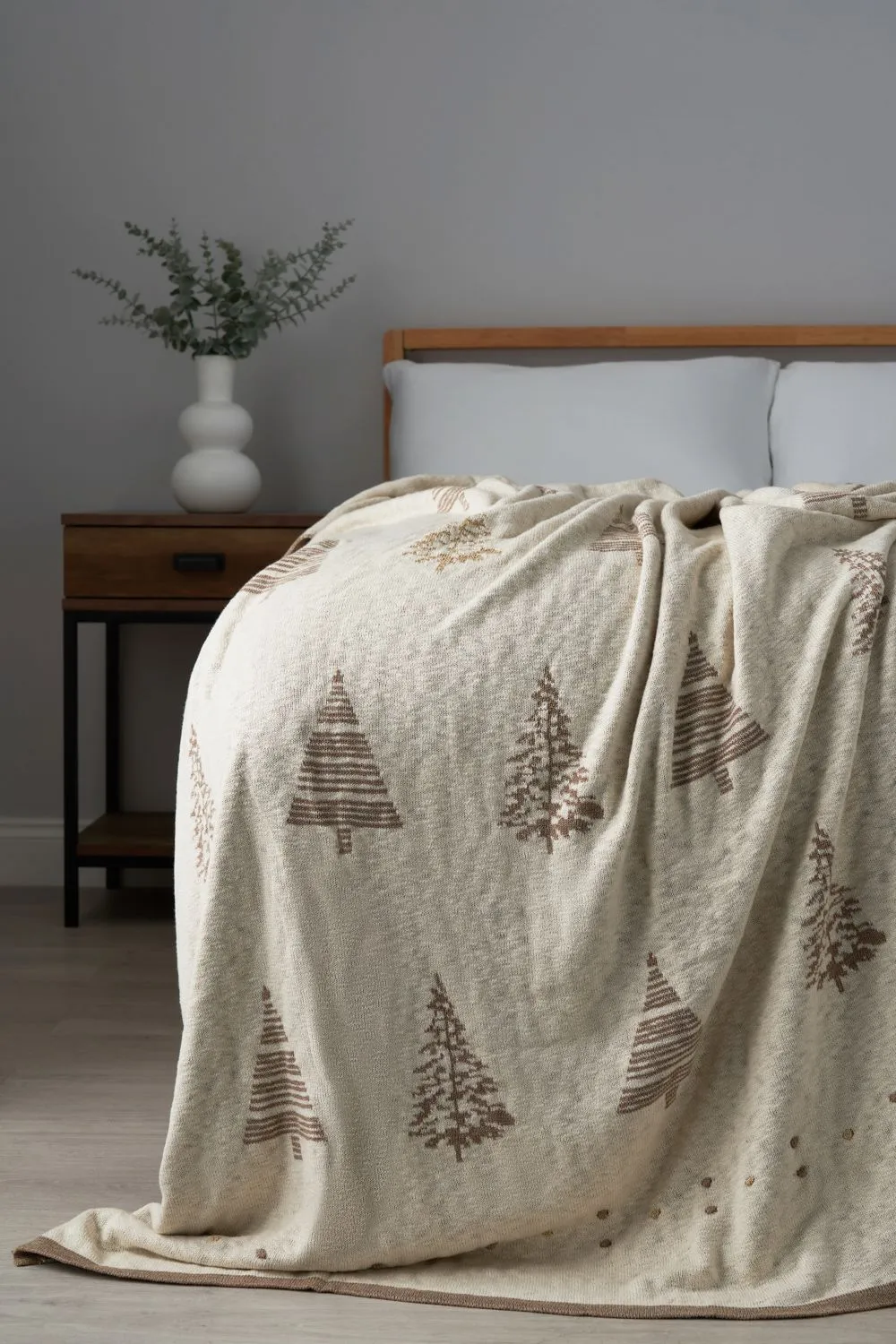 BHS Christmas Tree Reversible Throw in Gold