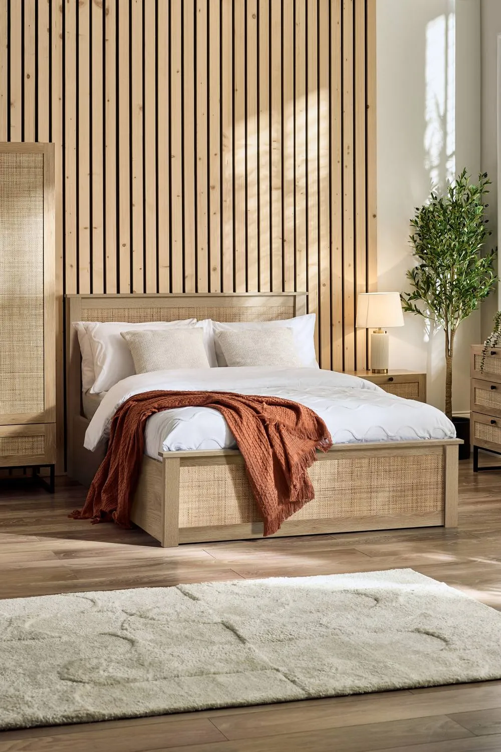 Julian Bowen Padstow Rattan Effect Ottoman Storage Bed in Natural 1