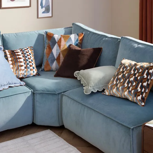 Furn. Metro Prism Velvet Square Cushion 6