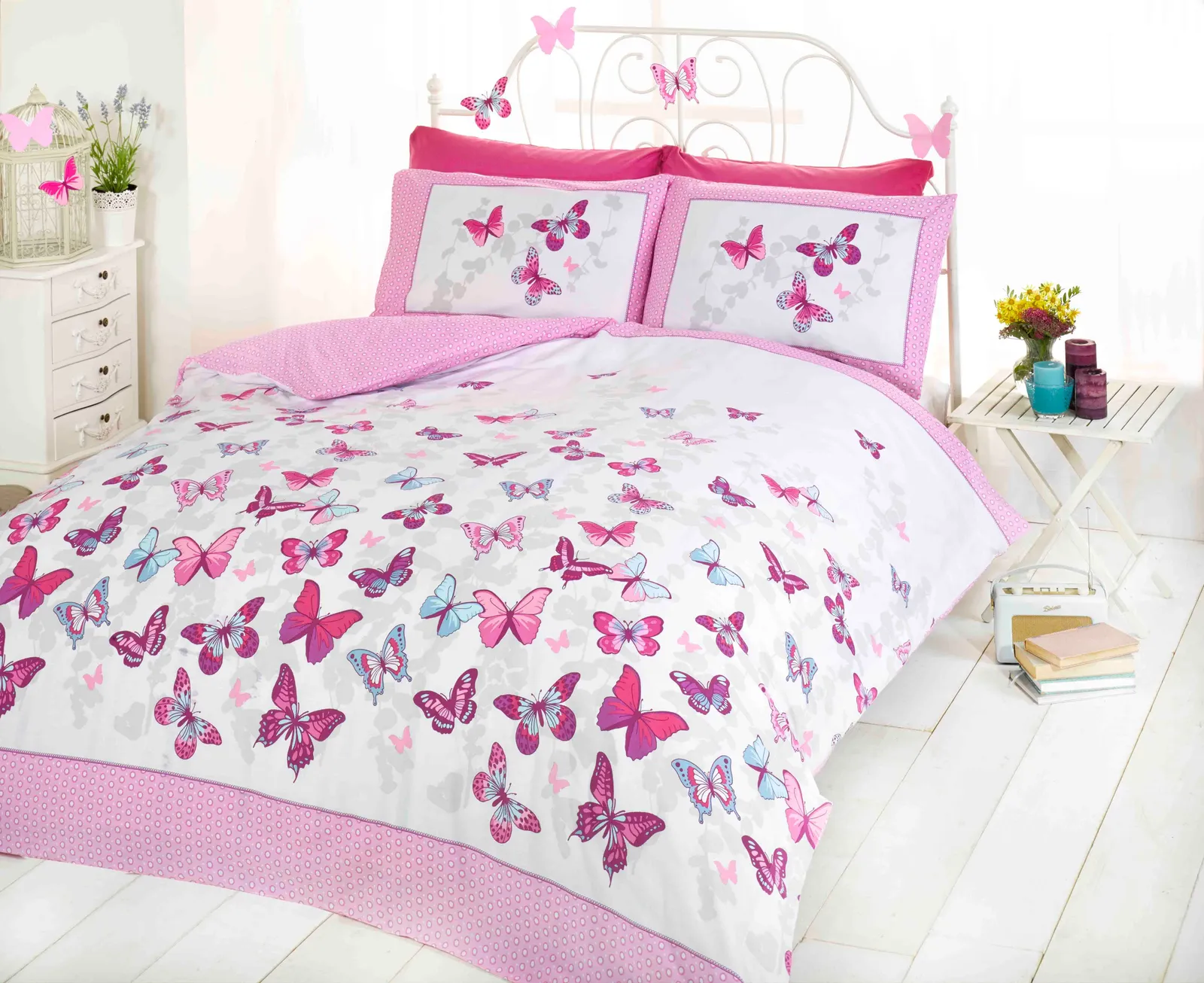 Rapport Home Butterfly Flutter Polycotton Duvet Cover With Pillowcase in Pink