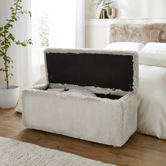 Elysia End of Bed Ottoman, Faux Fur 2