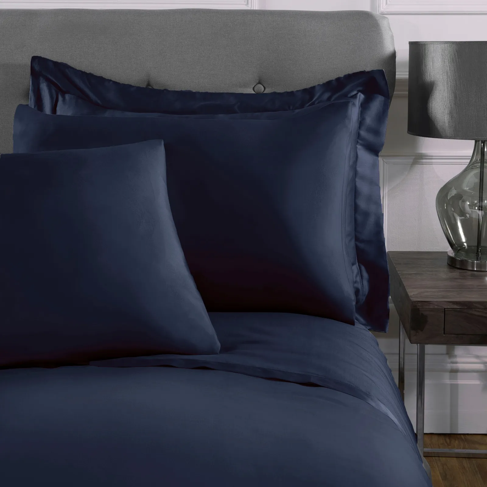 Smart Living Luxurious 100% Cotton Sateen 40cm Extra Deep & Soft Fitted Sheet in Navy 2