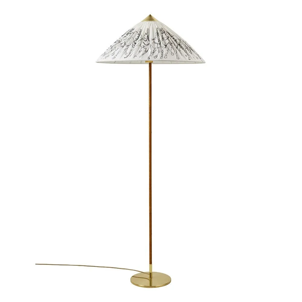 Gubi 9602 Floor Lamp Garro Editions 2