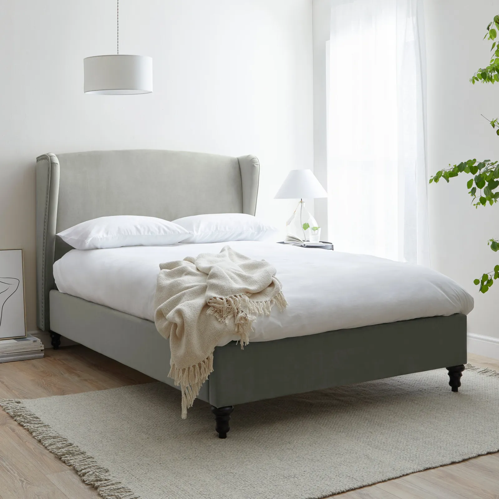 Oswald Grey Bed Light Grey