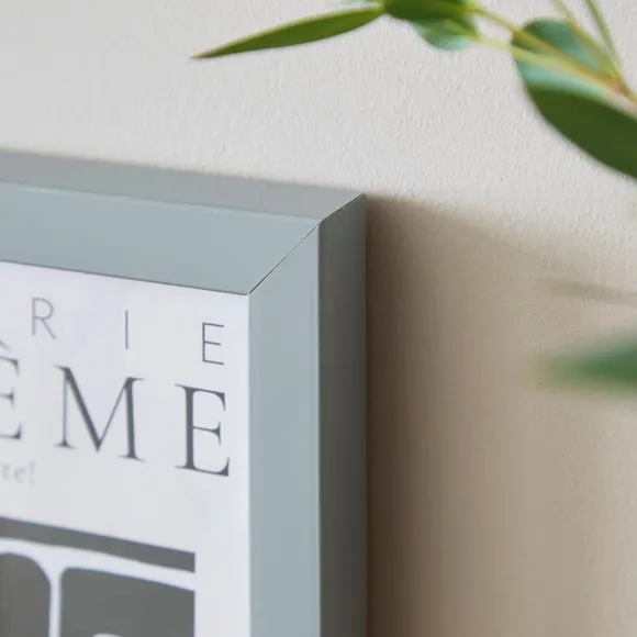 Essentials Photo Frame 2