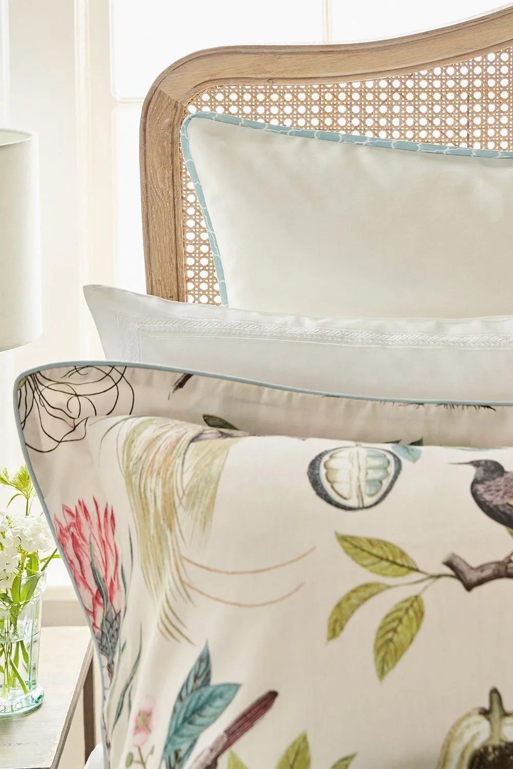 Sanderson 'Paradesia' Cotton Sateen Square Pillowcase in Cream 2