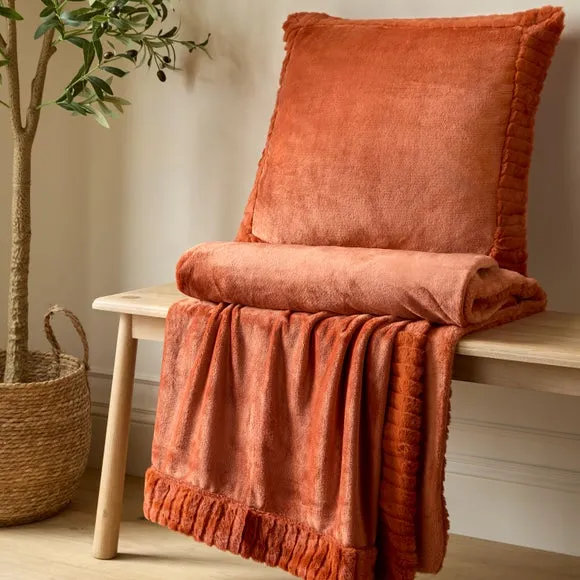 Catherine Lansfield Faux Velvet 150cm x 200cm Throw Blanket 3